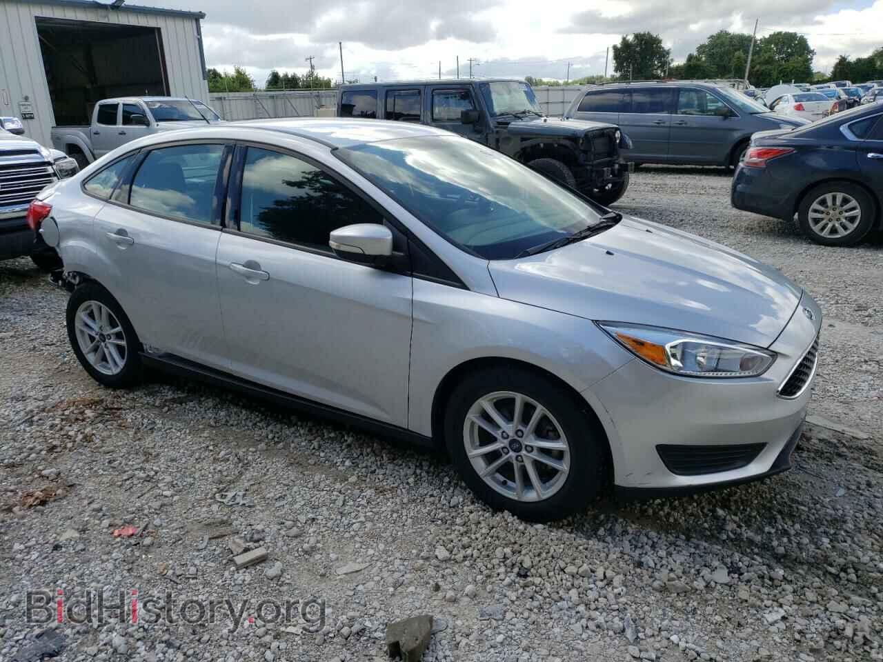 2017 FORD FOCUS - VIN: 1FADP3F2XHL245475 - Фото 4