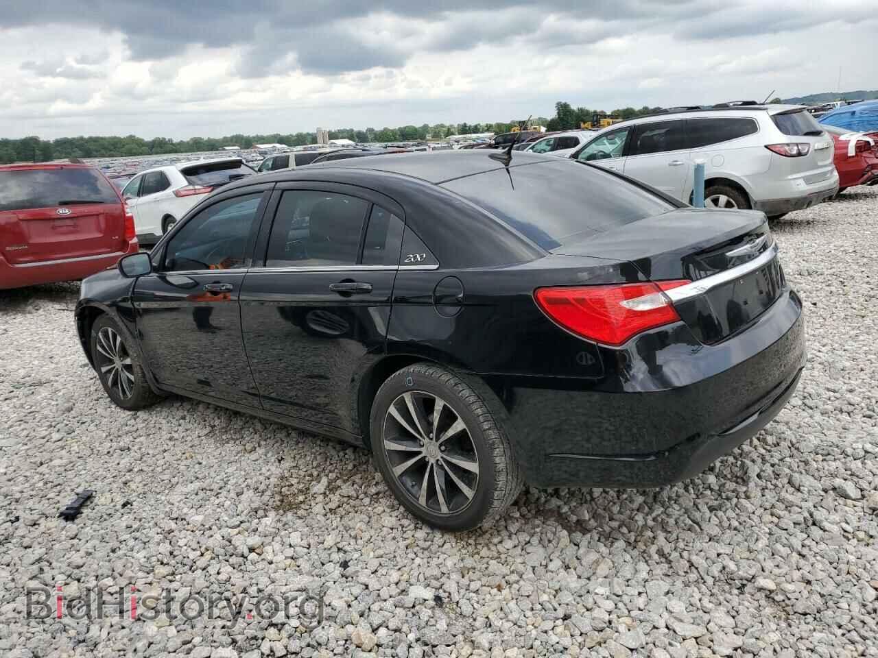 2013 CHRYSLER 200 - VIN: 1C3CCBBB0DN599901 - Photo 2