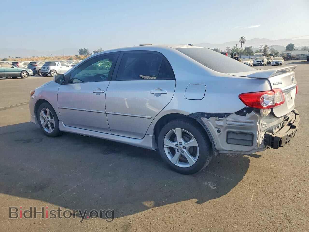 2011 TOYOTA COROLLA - VIN: 2T1BU4EE6BC726575 - Фото 2