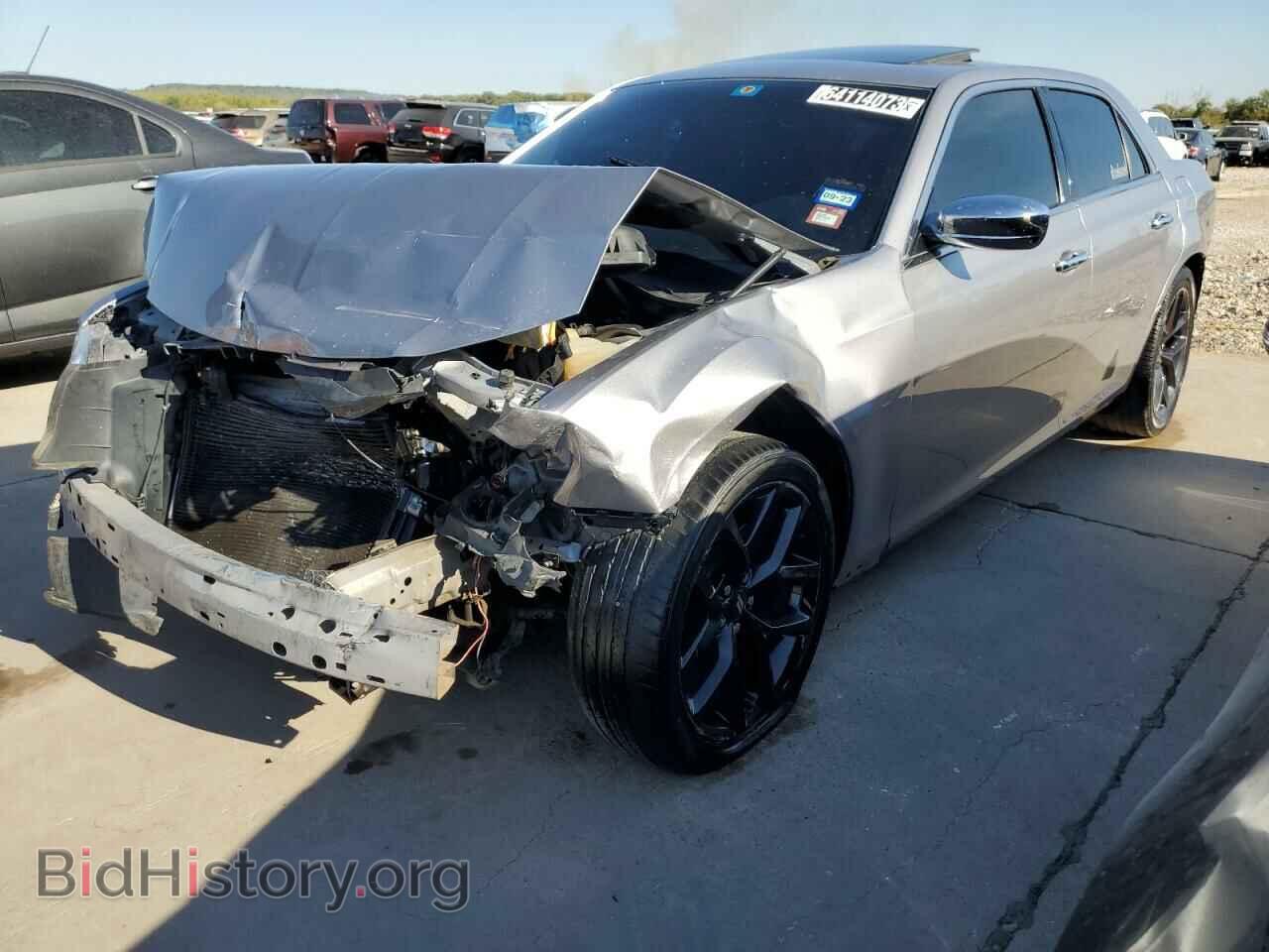 Фотография 2C3CCAEG7HH579872 - CHRYSLER 300 2017