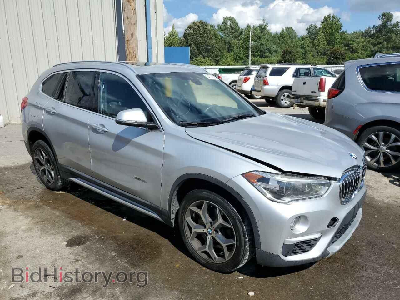 2017 BMW X1 - VIN: WBXHT3C34H5F76647 - Фото 4