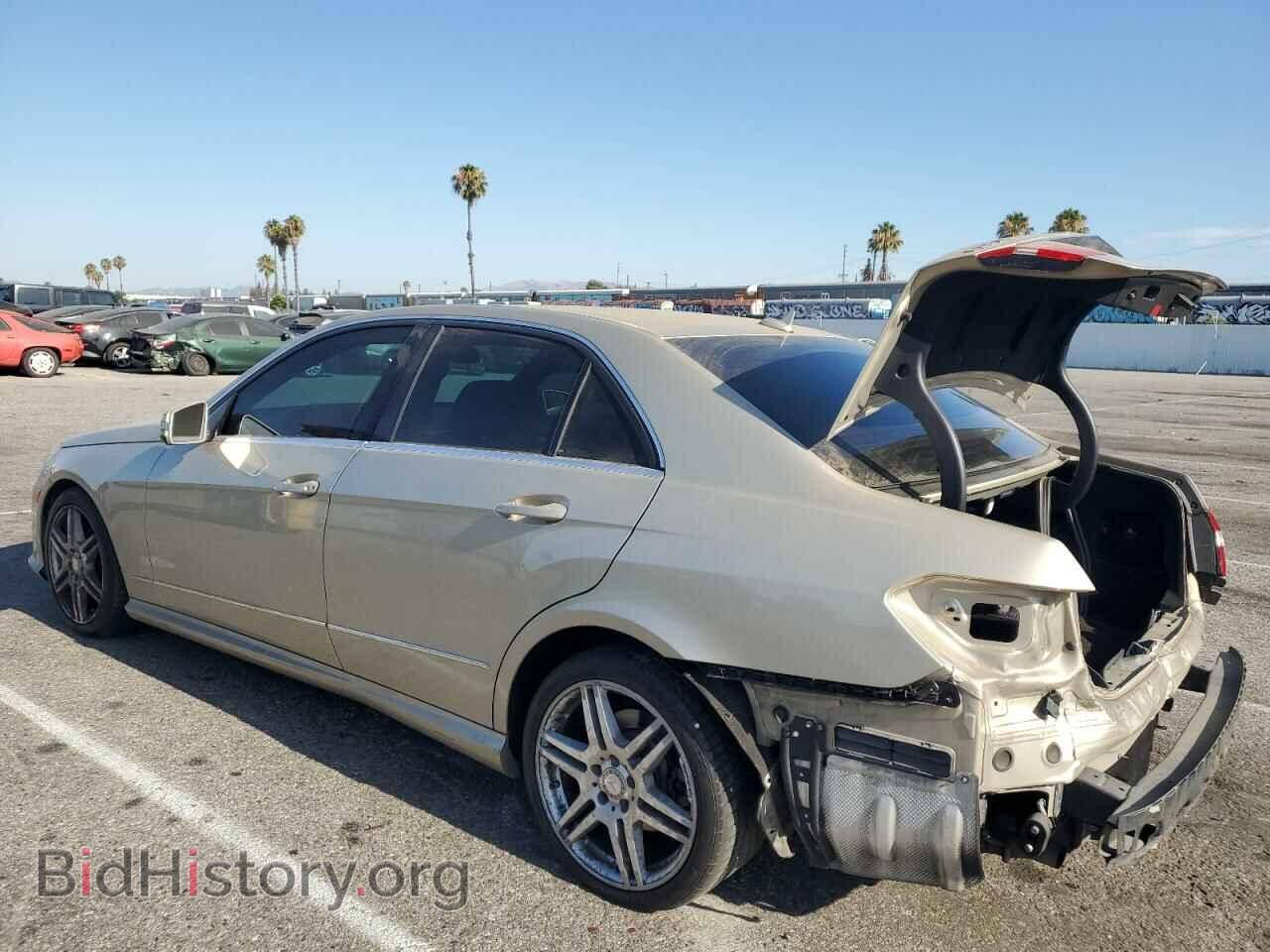 2010 MERCEDES-BENZ E-CLASS - VIN: WDDHF5GB0AA070959 - Фото 2