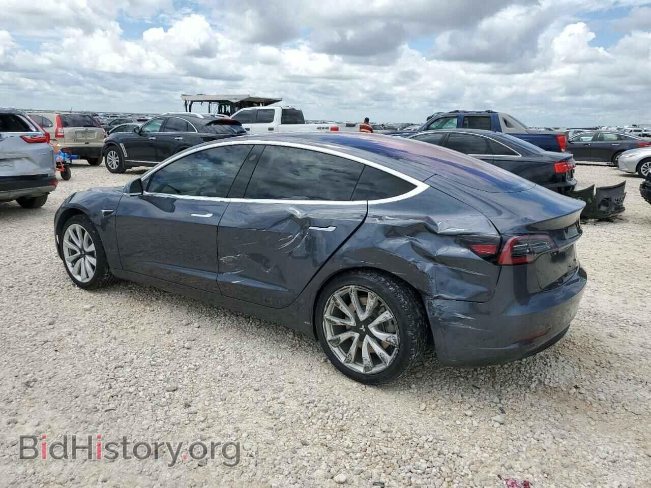 2018 TESLA MODEL 3 - VIN: 5YJ3E1EA7JF020061 - Фото 2