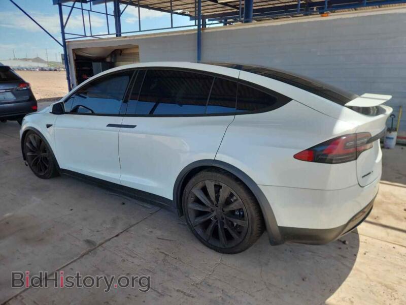 2017 Tesla MODEL X (VIN 5YJXCBE24HF034497) — photo 2 of 14