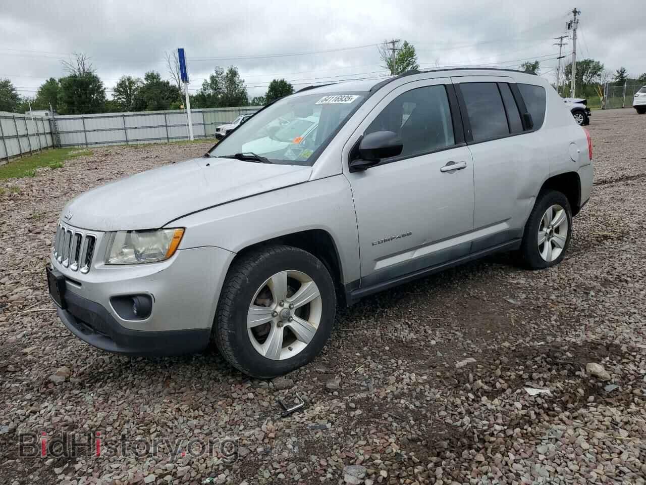 Photo 1J4NT1FB7BD290559 - JEEP COMPASS 2011