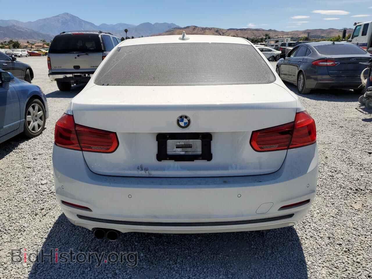 2017 BMW 3 SERIES - VIN: WBA8B9G56HNU49956 - Фото 6