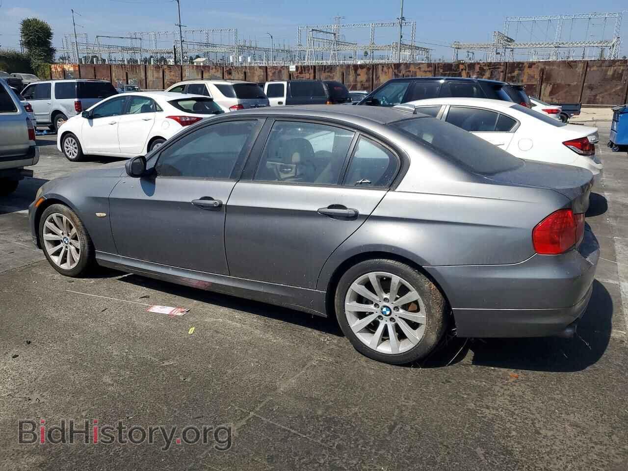 2011 BMW 3 SERIES - VIN: WBAPH7C52BE679862 - Фото 2