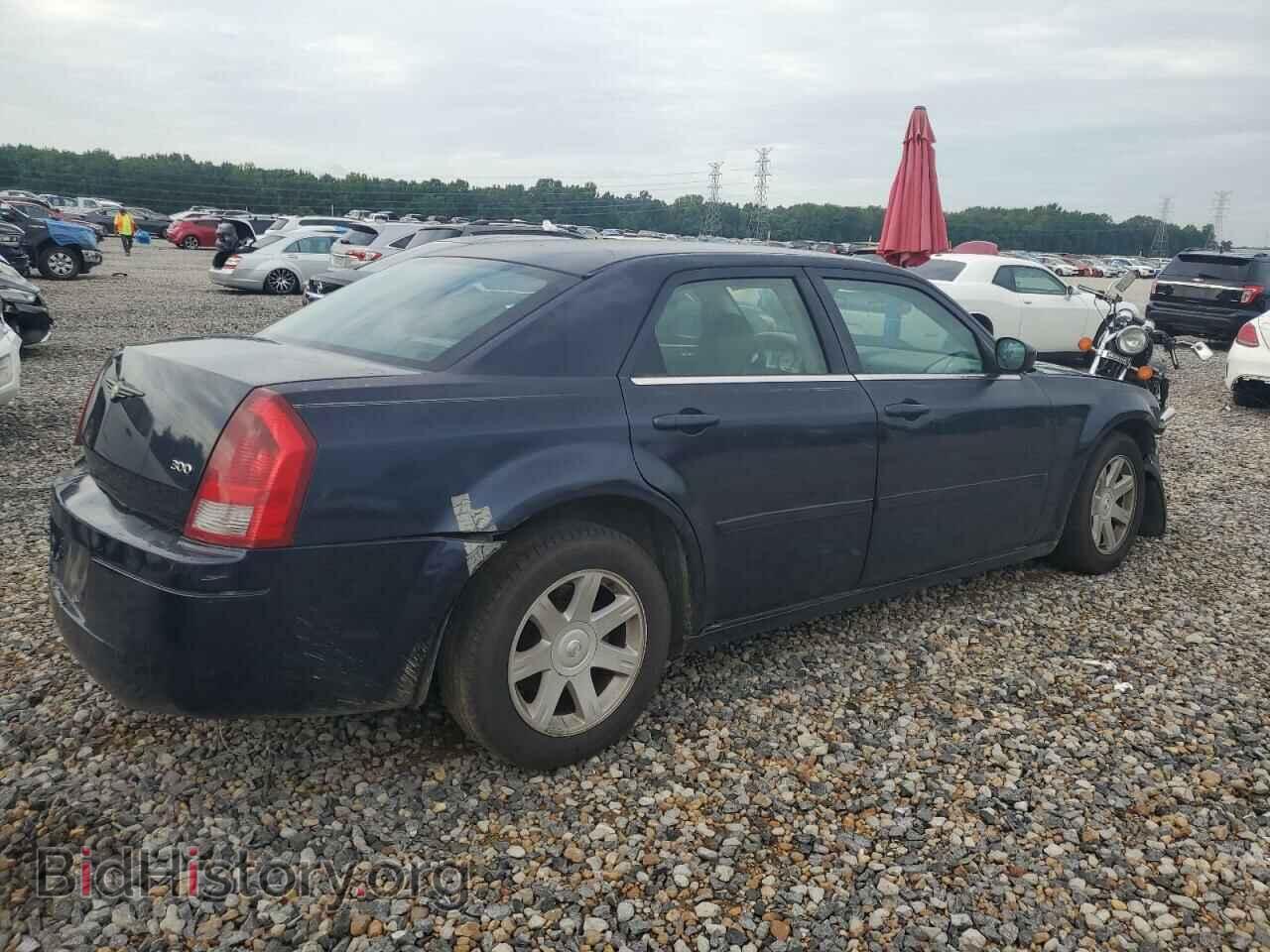 2005 CHRYSLER 300 - VIN: 2C3JA43R25H615076 - Фото 3