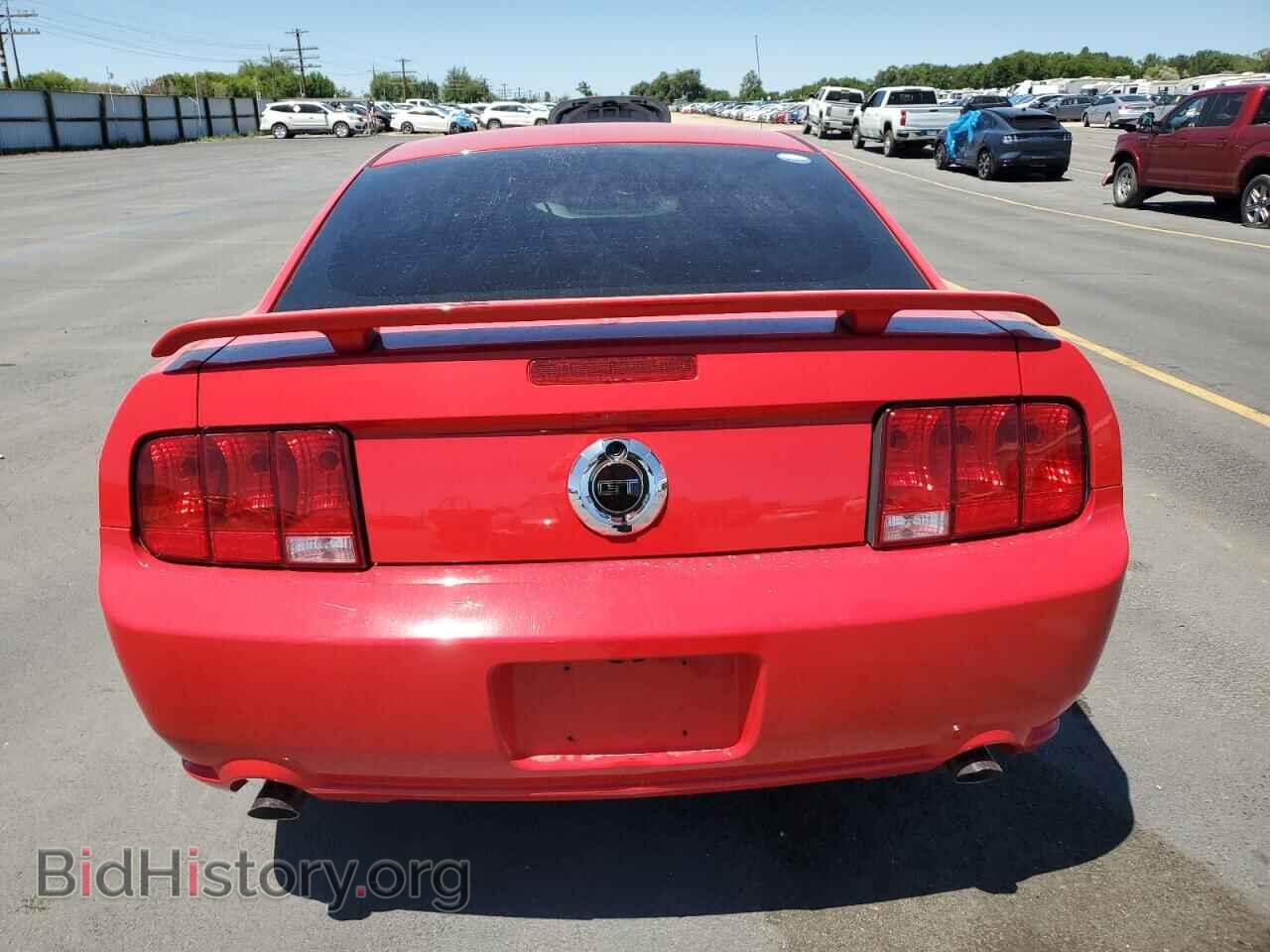 2007 FORD MUSTANG - VIN: 1ZVHT82H375212610 - Фото 6