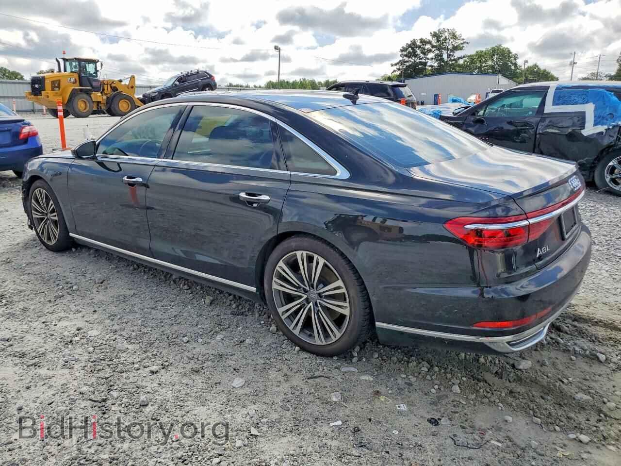 2019 AUDI A8 - VIN: WAU8EAF84KN023856 - Photo 2