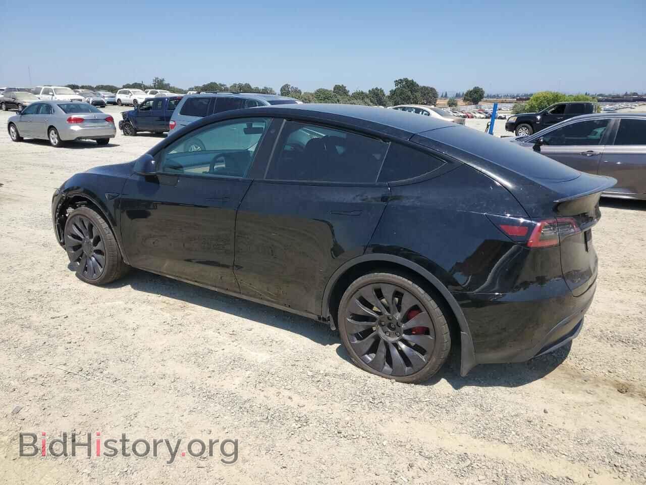 2022 TESLA MODEL Y - VIN: 7SAYGDEF2NF350115 - Фото 2