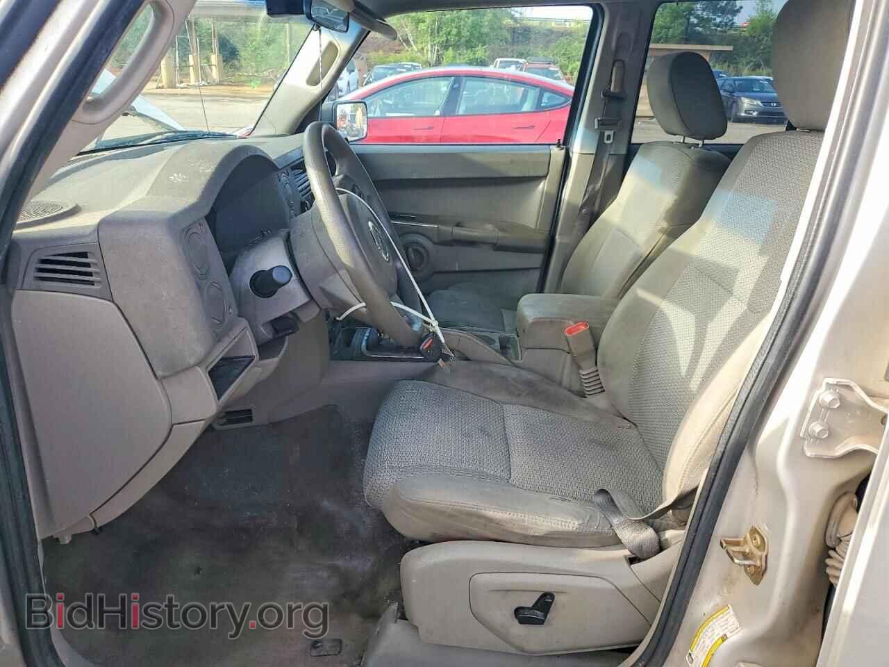 2007 JEEP COMMANDER - VIN: 1J8HH48K97C607752 - Photo 7