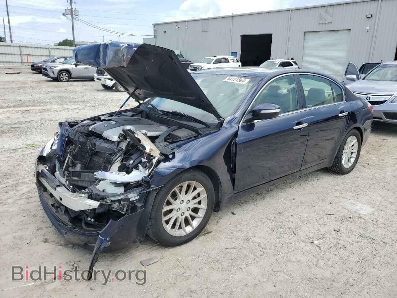 Photo KMHGC4DE5BU117809 - HYUNDAI GENESIS 2011