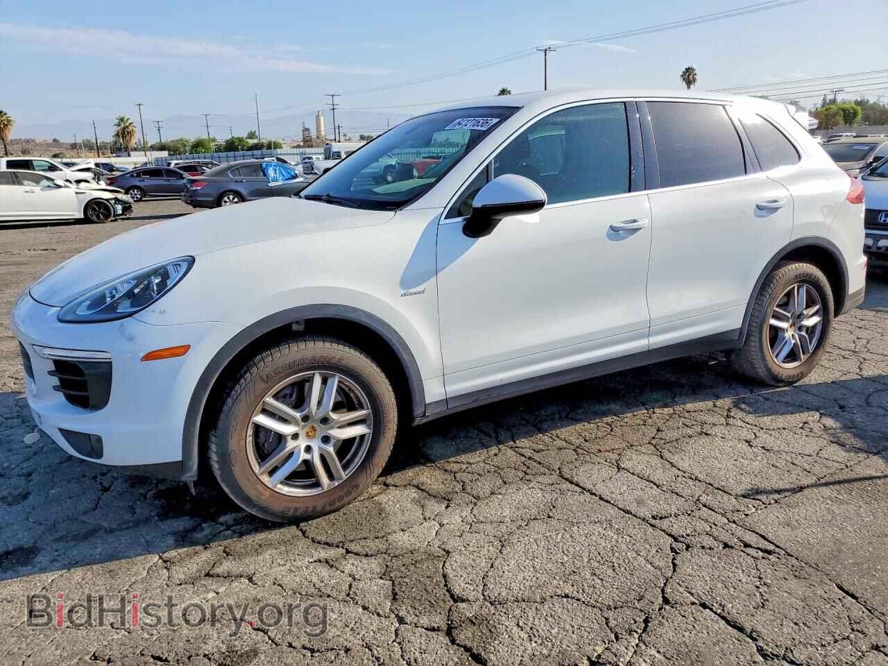 Фотография WP1AF2A20GKA41613 - PORSCHE CAYENNE 2016