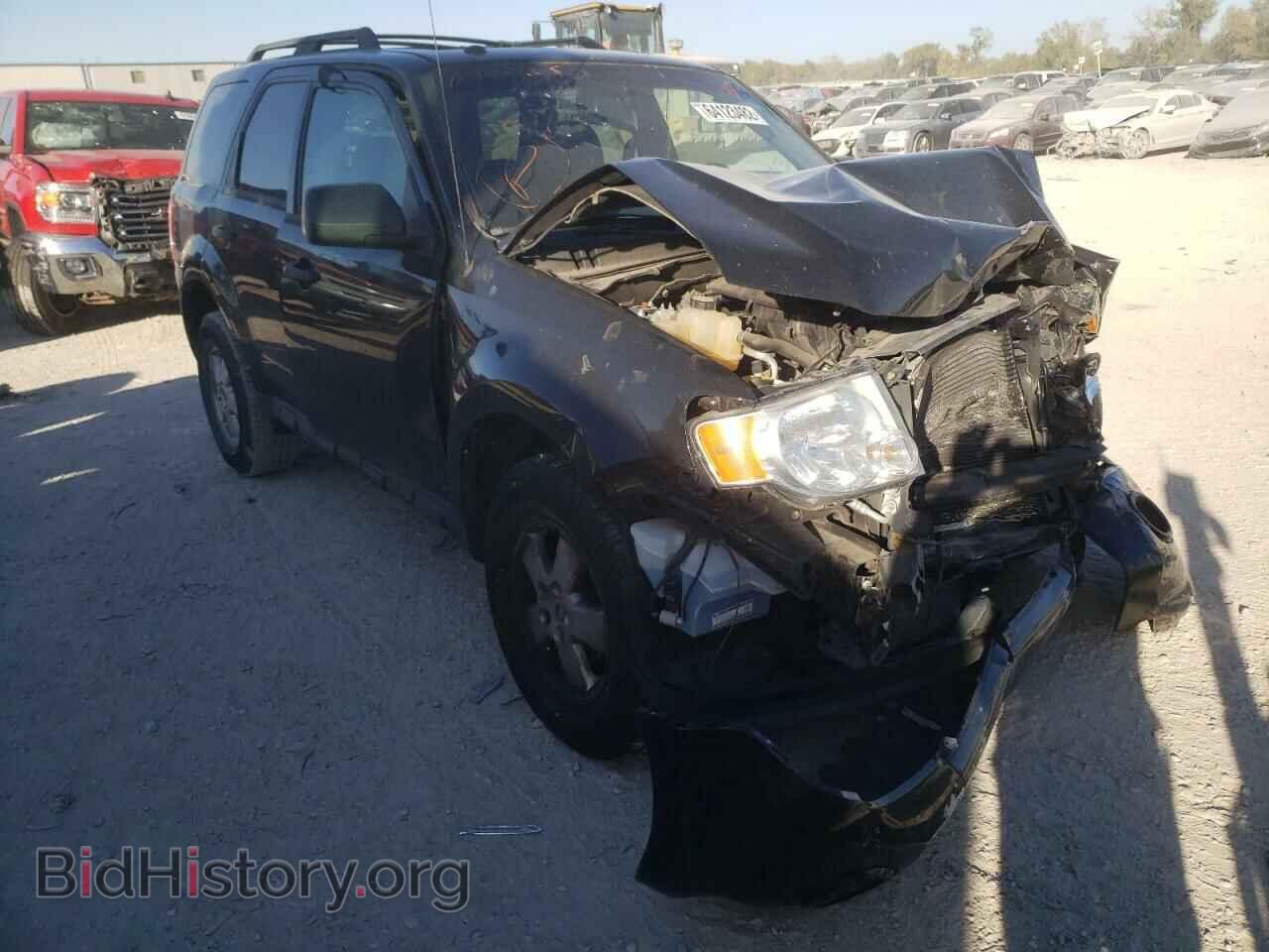 Фотография 1FMCU0DG2BKA92725 - FORD ESCAPE 2011