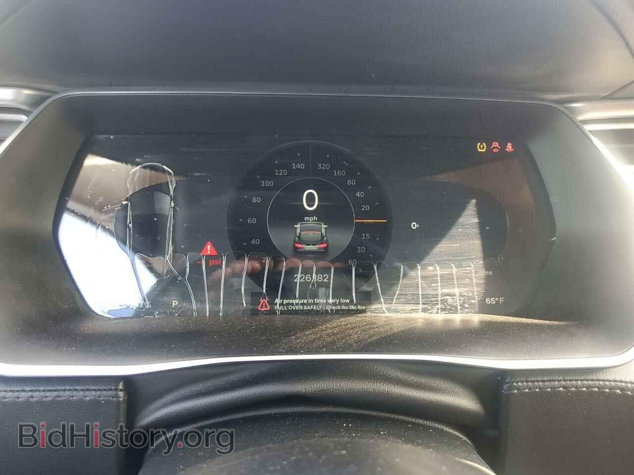 2014 TESLA MODEL S - VIN: 5YJSA1H10EFP50435 - Фото 9