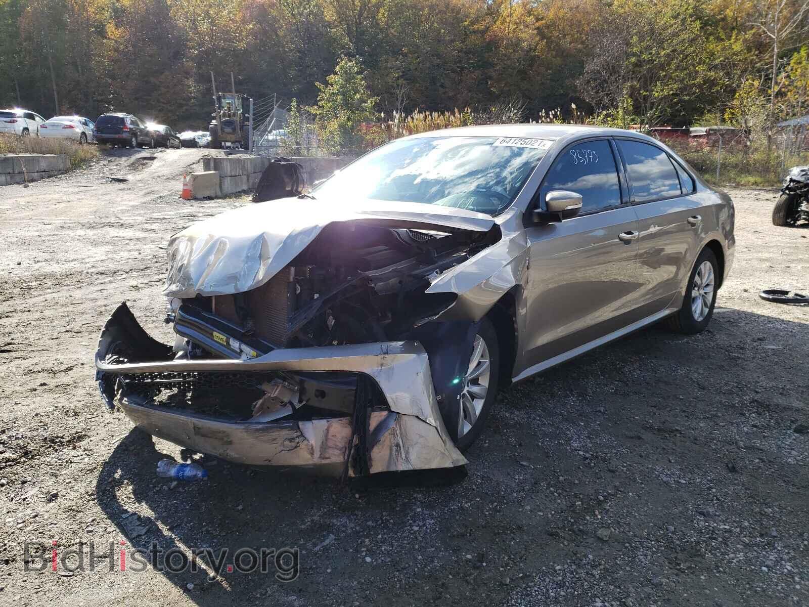 2015 VOLKSWAGEN PASSAT - VIN: 1VWAT7A32FC080368 - Фото 2