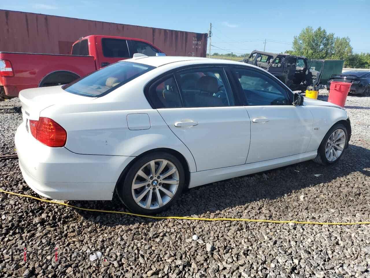 2011 BMW 3 SERIES - VIN: WBAPH7C59BA801902 - Фото 3