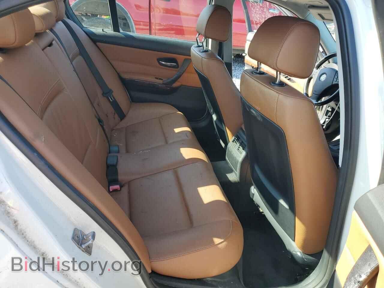 2011 BMW 3 SERIES - VIN: WBAPH7C59BA801902 - Фото 10