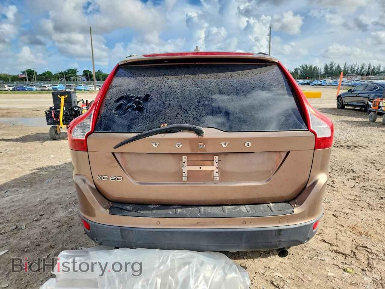 2011 VOLVO XC60 - VIN: YV4952DL6B2223947 - Фото 6