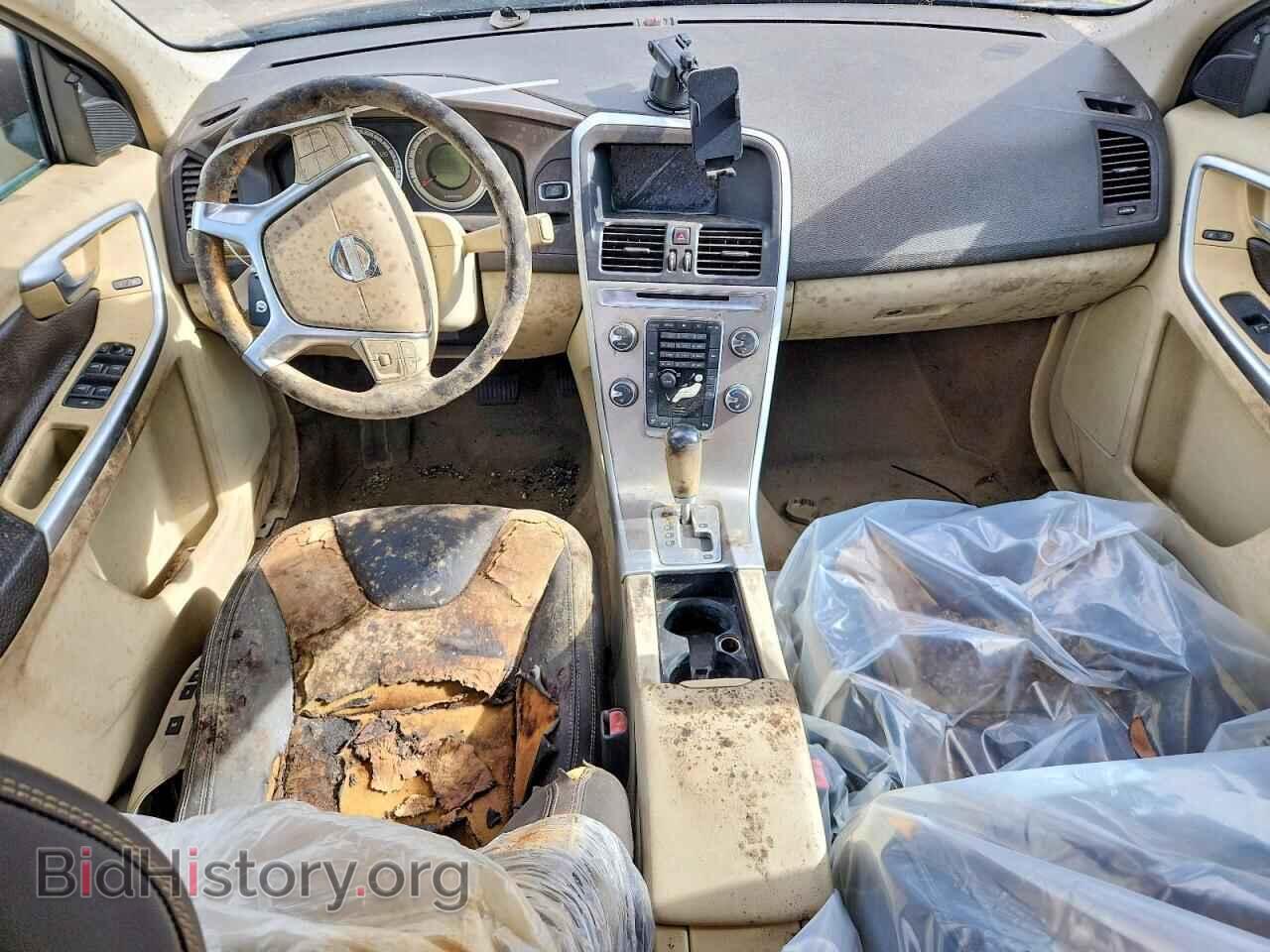 2011 VOLVO XC60 - VIN: YV4952DL6B2223947 - Фото 8
