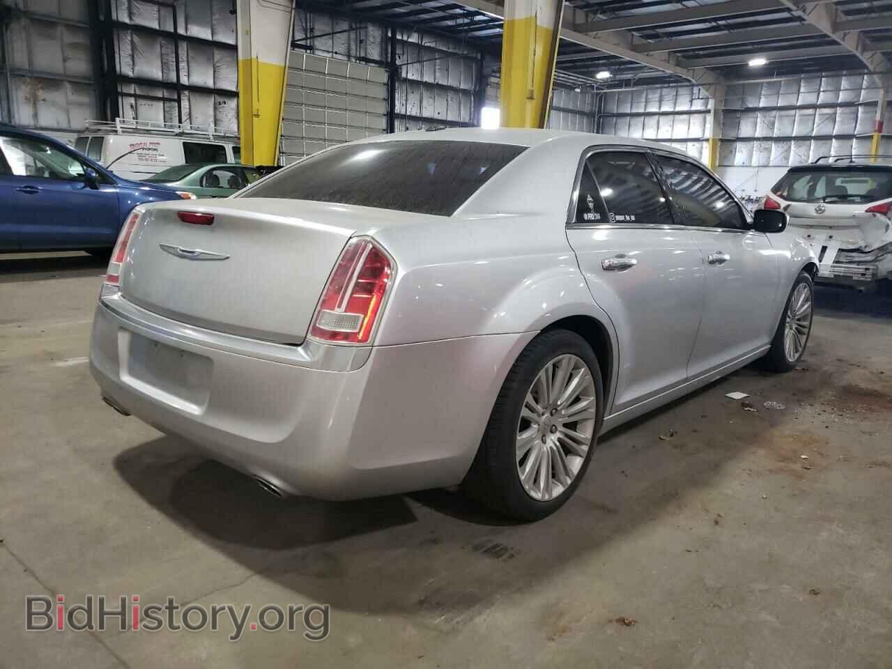 2012 CHRYSLER 300 - VIN: 2C3CCAPT0CH256380 - Фото 4