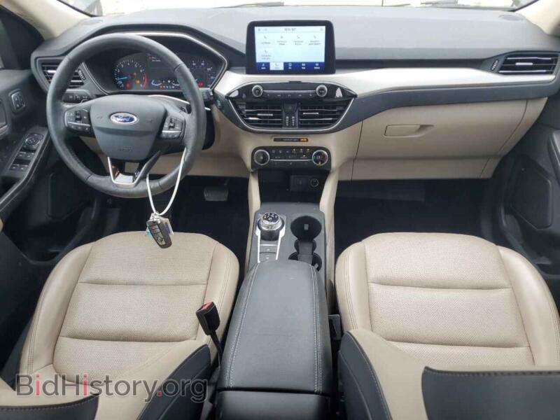 2020 Ford ESCAPE (VIN 1FMCU9H97LUA30985) — фото 8 из 14
