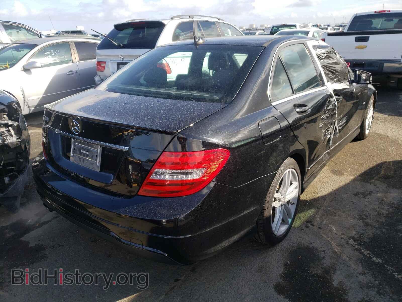 2012 MERCEDES-BENZ C-CLASS - VIN: WDDGF4HB3CA607346 - Фото 4