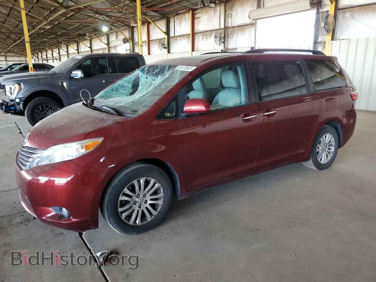 Фотография 5TDYZ3DC2HS886880 - TOYOTA All Models 2017