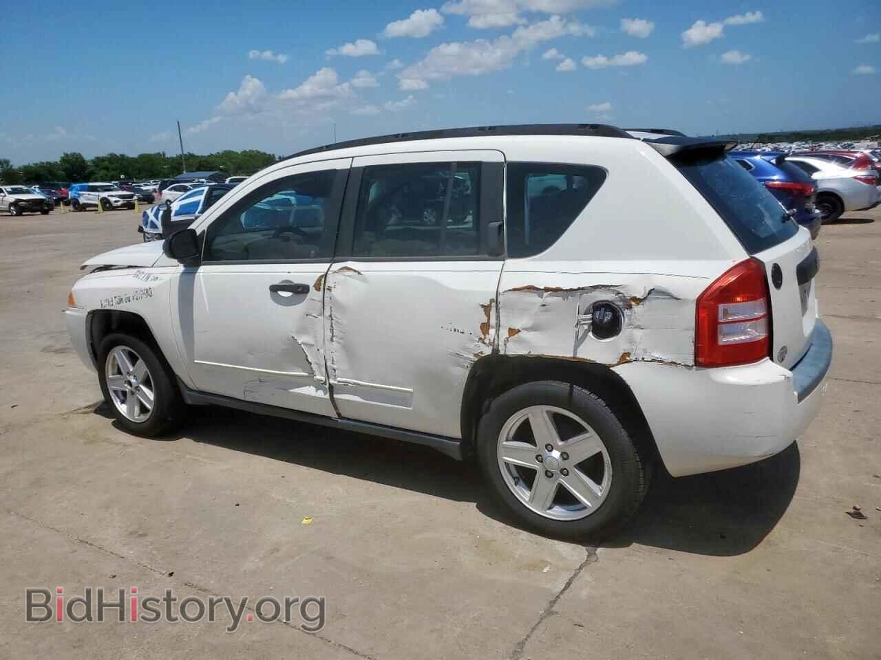 2008 JEEP COMPASS - VIN: 1J8FT47W68D706535 - Фото 2