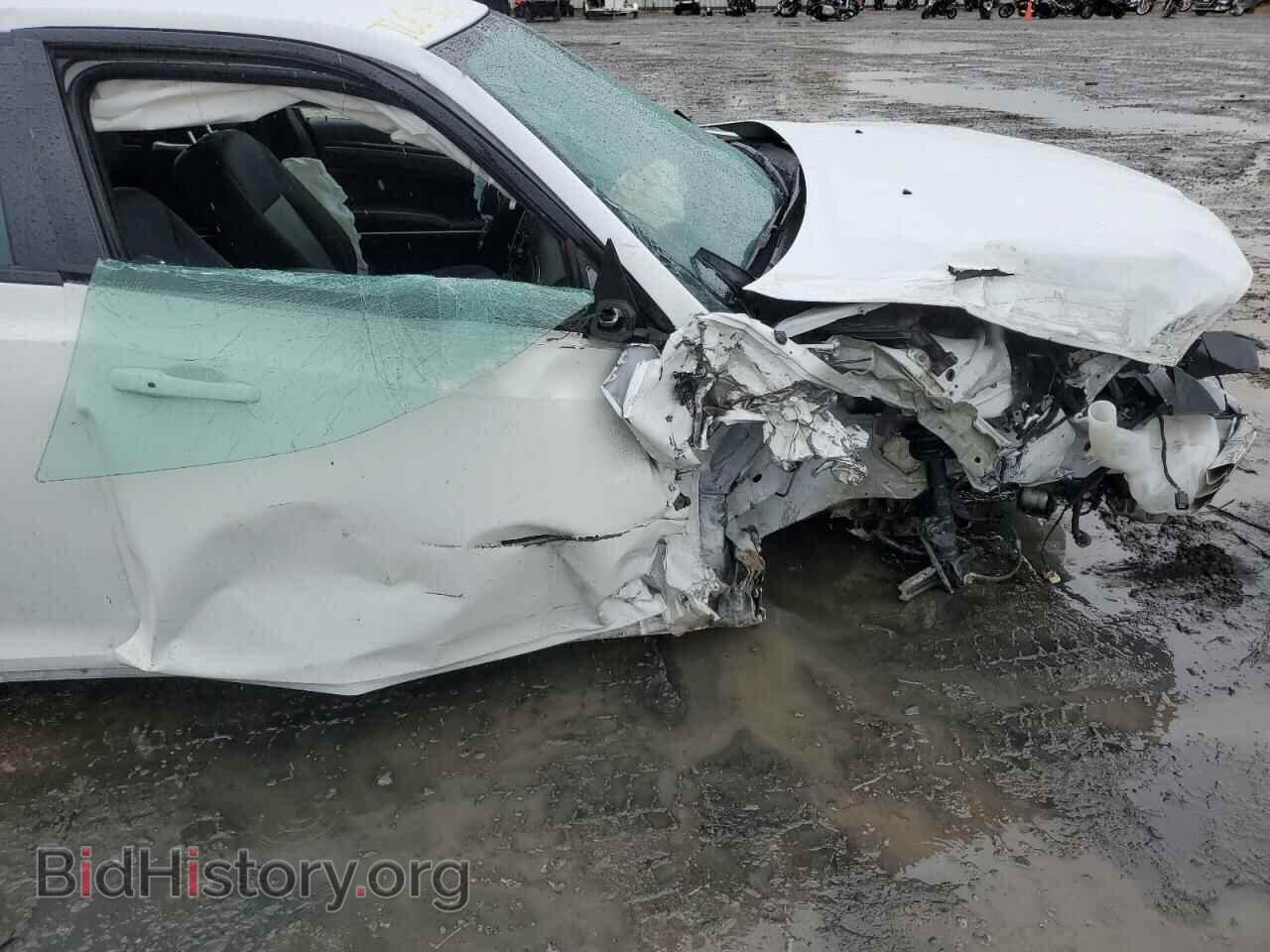 2019 CHRYSLER 300 - VIN: 2C3CCAAG5KH609934 - Фото 9