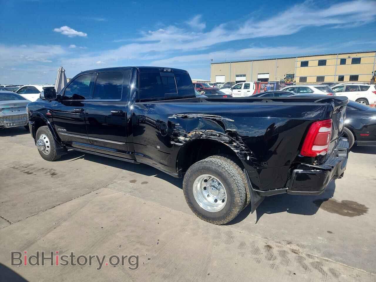 2021 RAM 3500 - VIN: 3C63RRRL2MG588559 - Photo 2