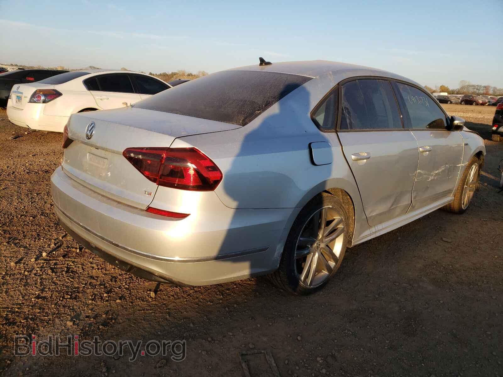 2018 VOLKSWAGEN PASSAT - VIN: 1VWAA7A30JC044130 - Фото 4