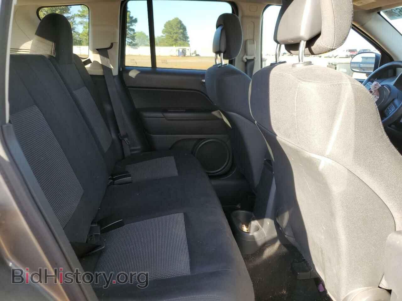 2011 JEEP COMPASS - VIN: 1J4NT1FA6BD287403 - Photo 6