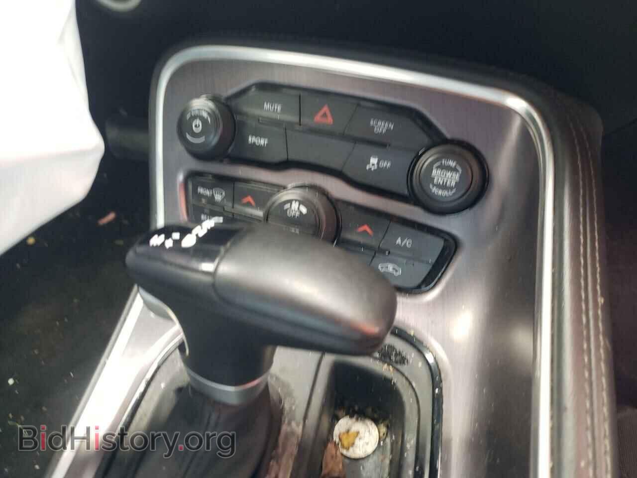 2017 DODGE CHALLENGER - VIN: 2C3CDZBTXHH572637 - Фото 9