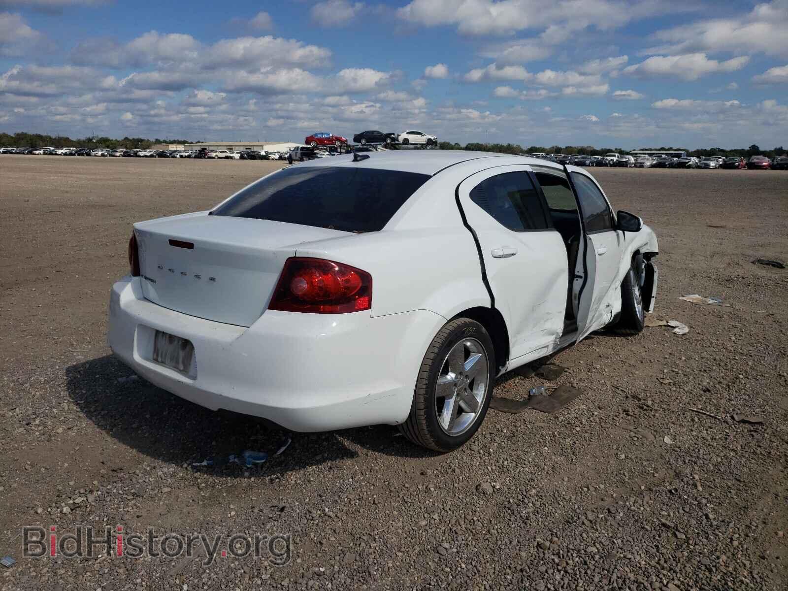 2011 DODGE AVENGER - VIN: 1B3BD2FBXBN573948 - Фото 4