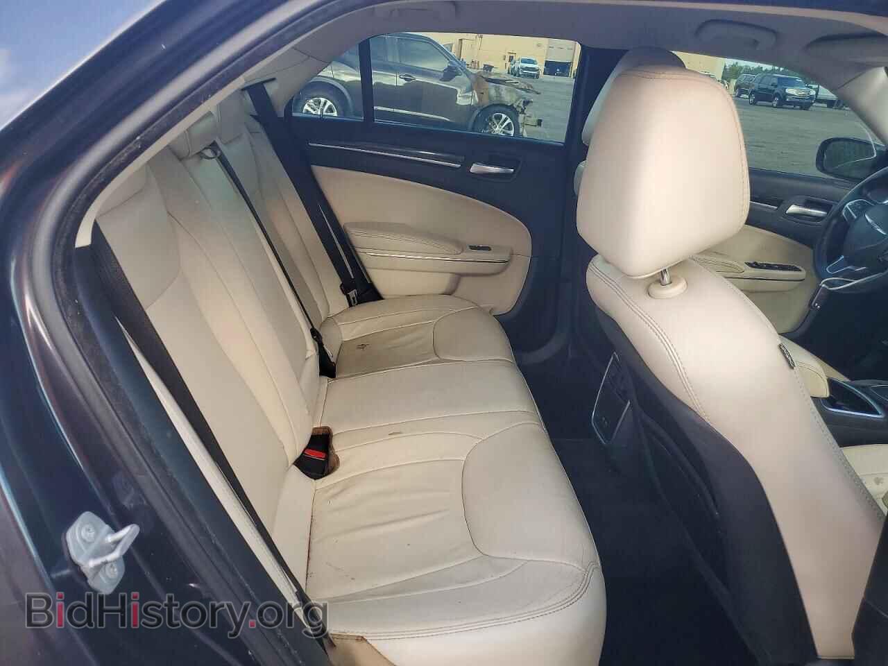 2015 CHRYSLER 300 - VIN: 2C3CCAAG8FH893713 - Фото 10
