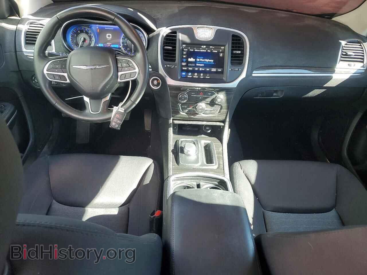 2021 CHRYSLER 300 - VIN: 2C3CCARG1MH516397 - Photo 8
