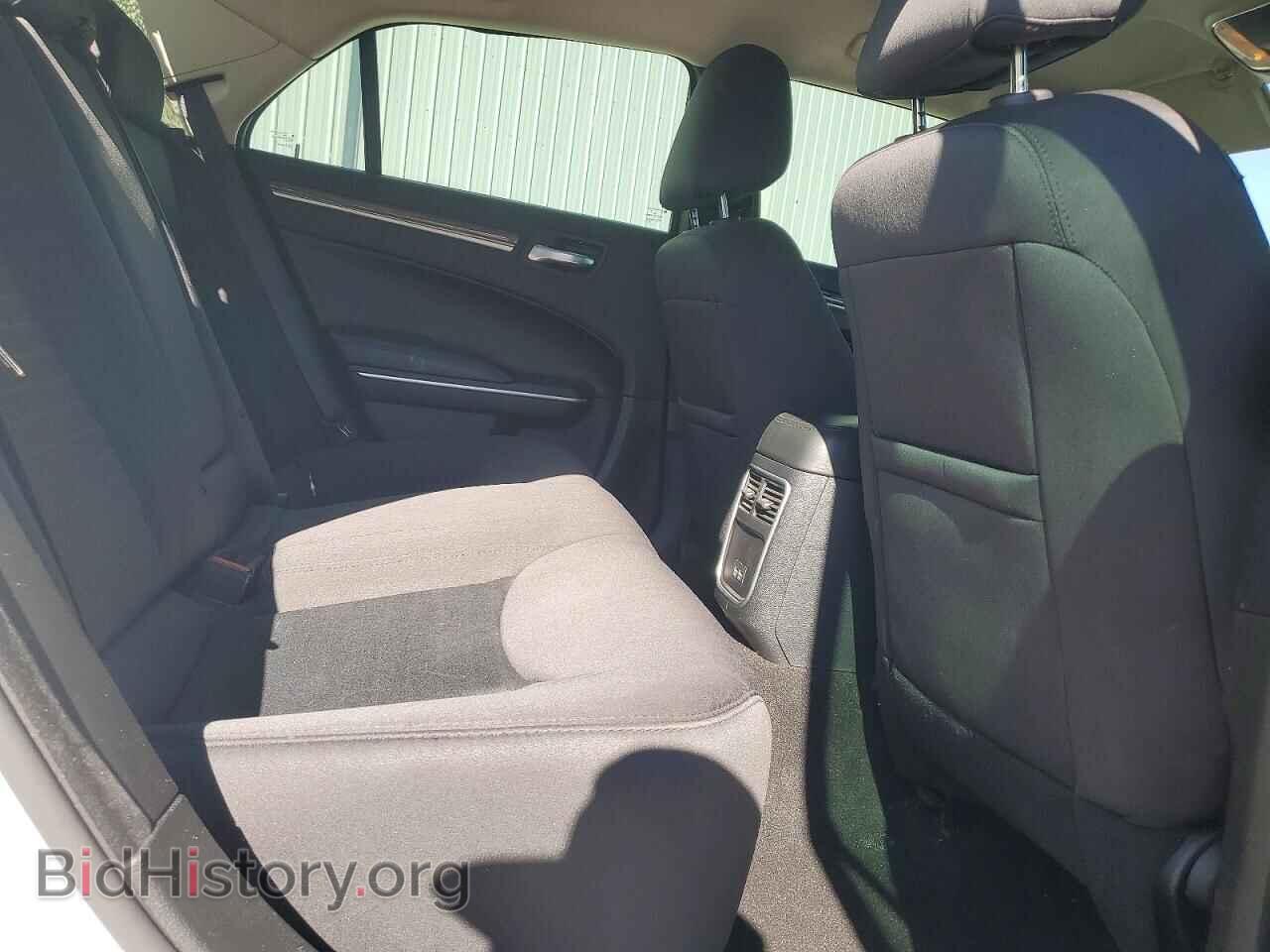 2021 CHRYSLER 300 - VIN: 2C3CCARG1MH516397 - Photo 10