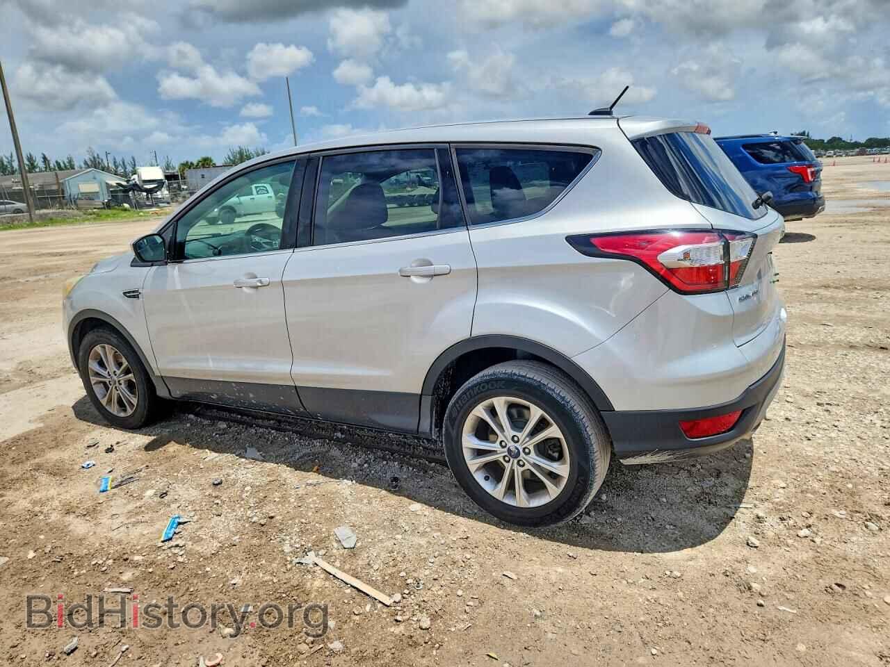 2017 FORD ESCAPE - VIN: 1FMCU9G95HUD44661 - Фото 2