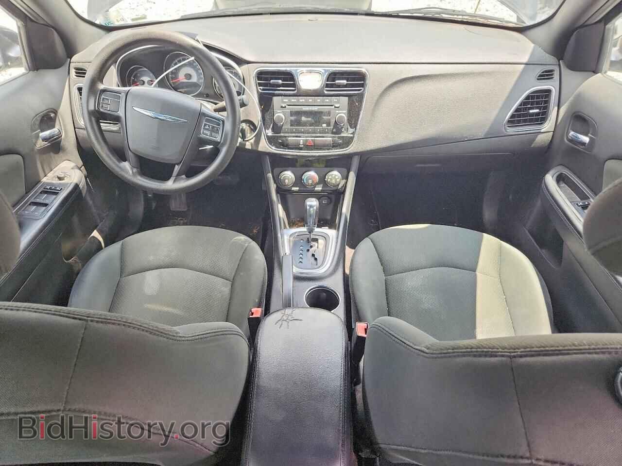 2012 Chrysler 200 (VIN 1C3CCBAB5CN113745) — фото 8 из 12
