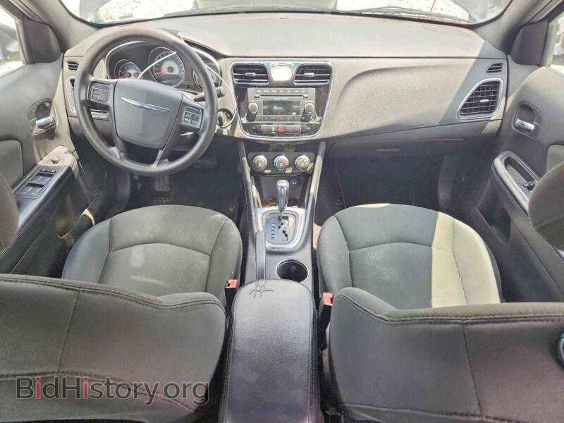 2012 Chrysler 200 (VIN 1C3CCBAB5CN113745) — фото 8 из 12