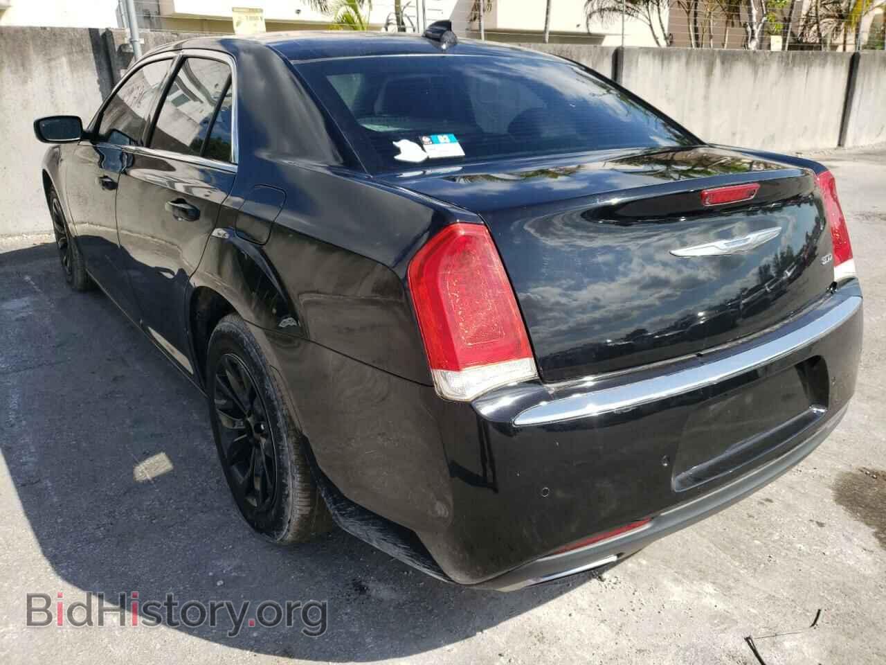 2015 CHRYSLER 300 - VIN: 2C3CCAAG4FH809032 - Фото 3