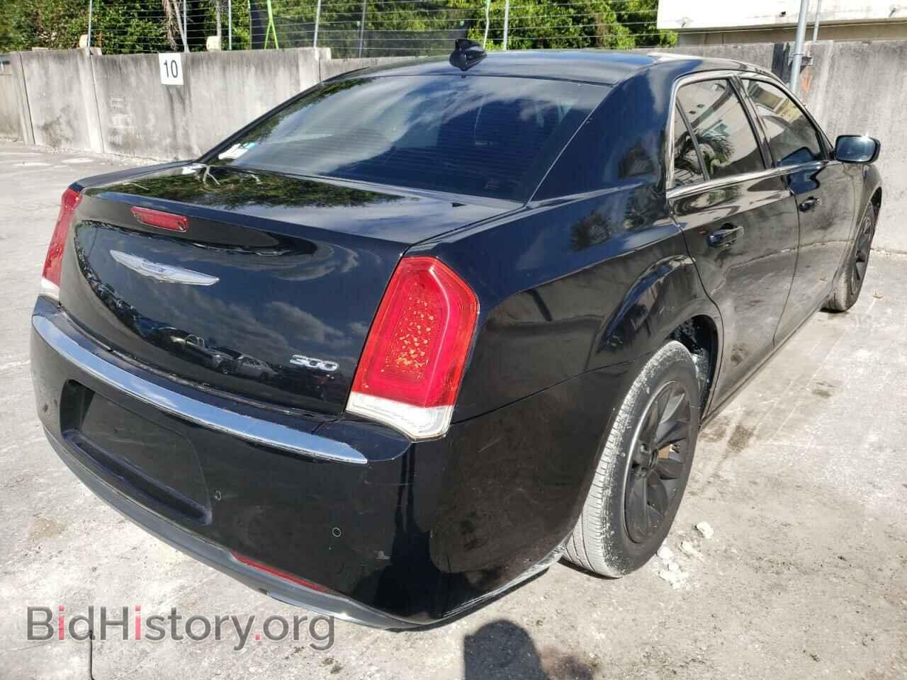 2015 CHRYSLER 300 - VIN: 2C3CCAAG4FH809032 - Фото 4