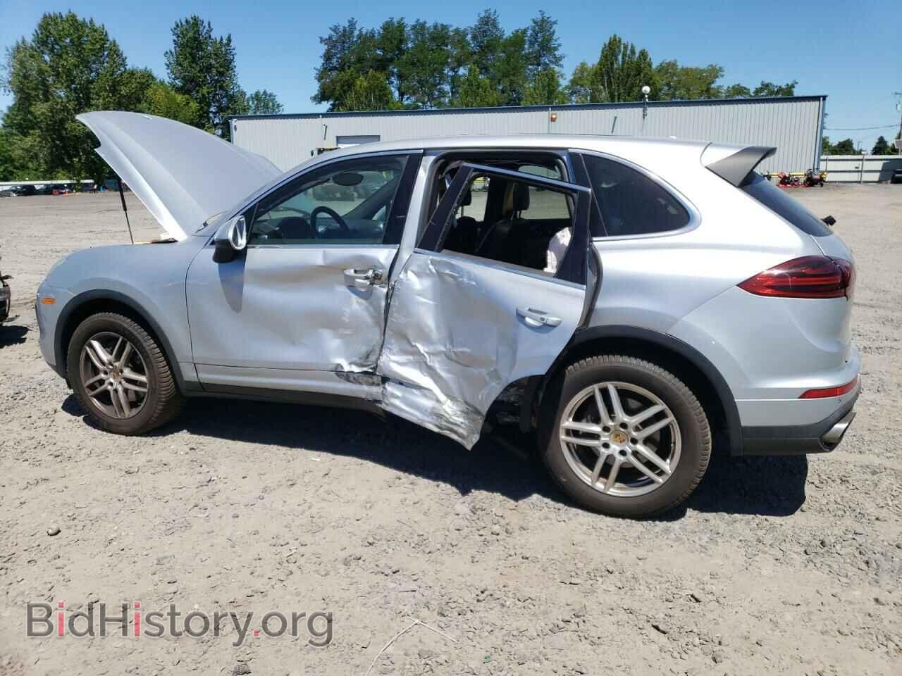 2016 PORSCHE CAYENNE - VIN: WP1AA2A28GLA11672 - Фото 2