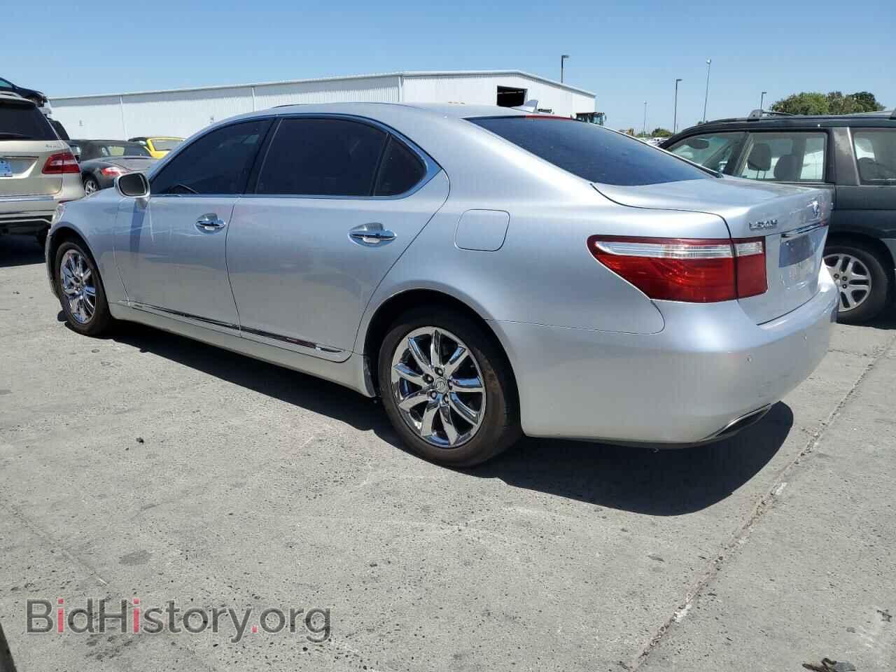 2007 LEXUS LS460 - VIN: JTHGL46F875002907 - Photo 2