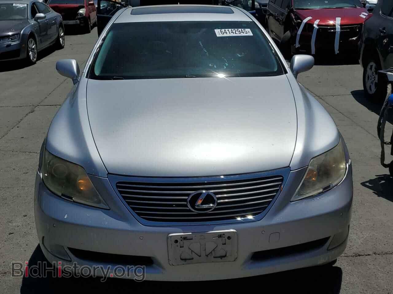 2007 LEXUS LS460 - VIN: JTHGL46F875002907 - Photo 5