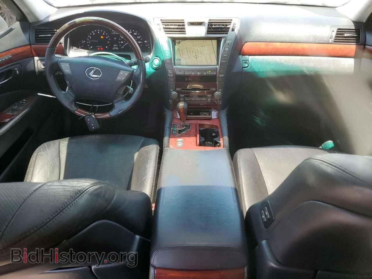 2007 LEXUS LS460 - VIN: JTHGL46F875002907 - Photo 8