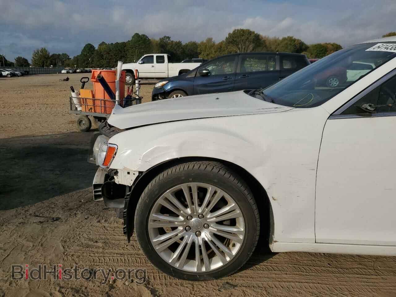 2011 CHRYSLER 300 - VIN: 2C3CA6CT7BH515938 - Фото 9