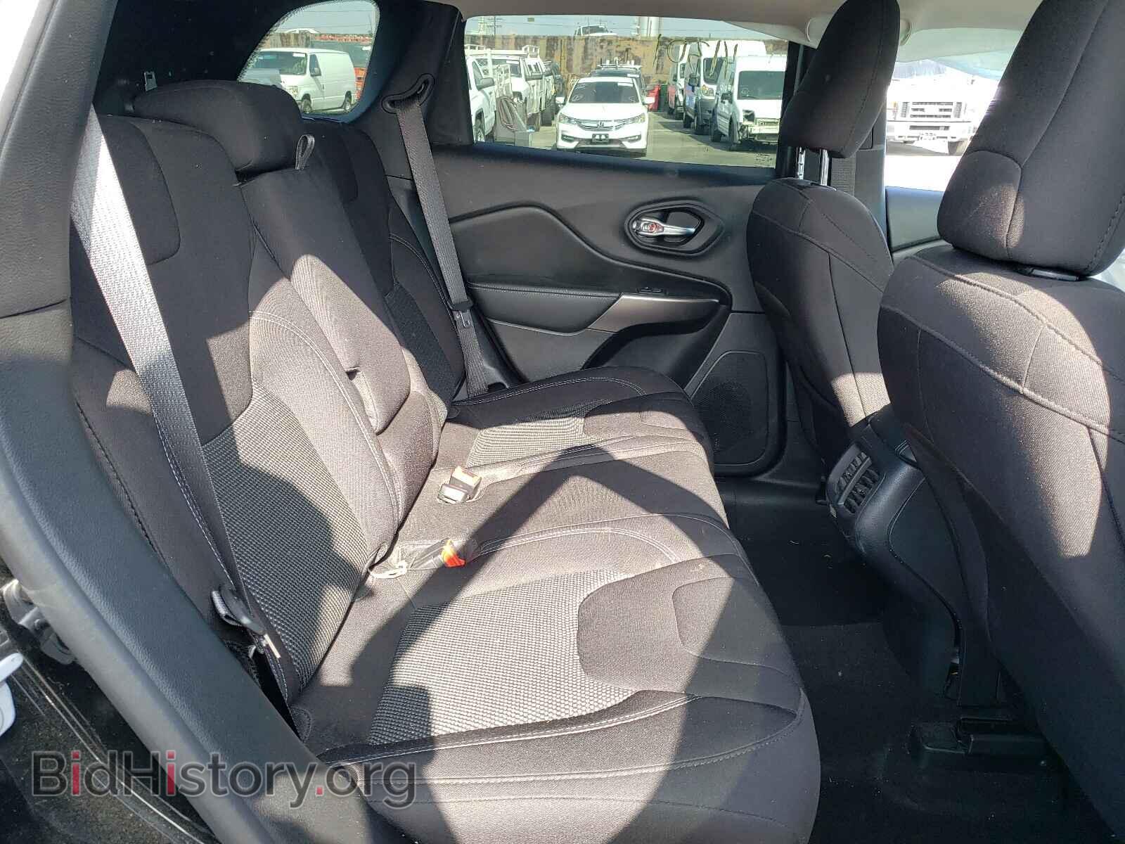 2020 JEEP CHEROKEE - VIN: 1C4PJLCB7LD616396 - Фото 6